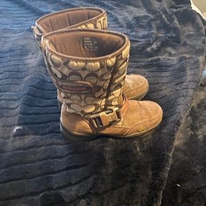coach boots